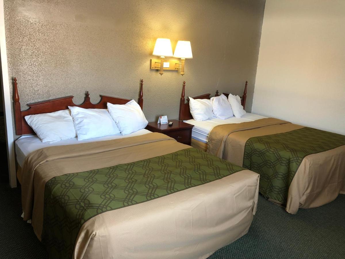 Econo Lodge Wisconsin Rapids Ngoại thất bức ảnh