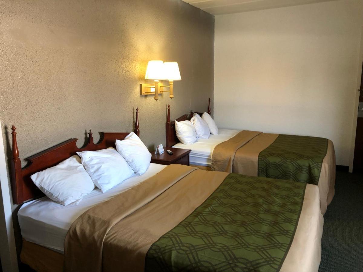 Econo Lodge Wisconsin Rapids Ngoại thất bức ảnh