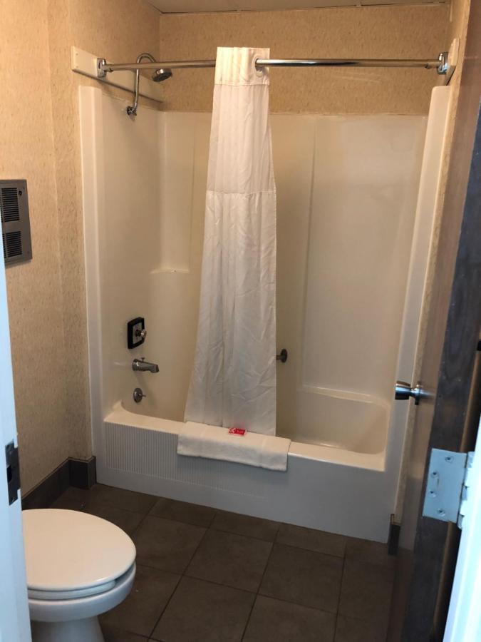 Econo Lodge Wisconsin Rapids Ngoại thất bức ảnh