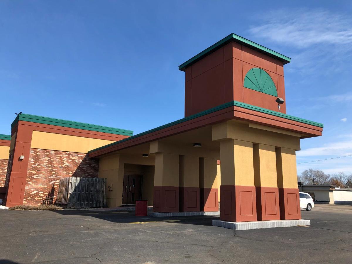 Econo Lodge Wisconsin Rapids Ngoại thất bức ảnh