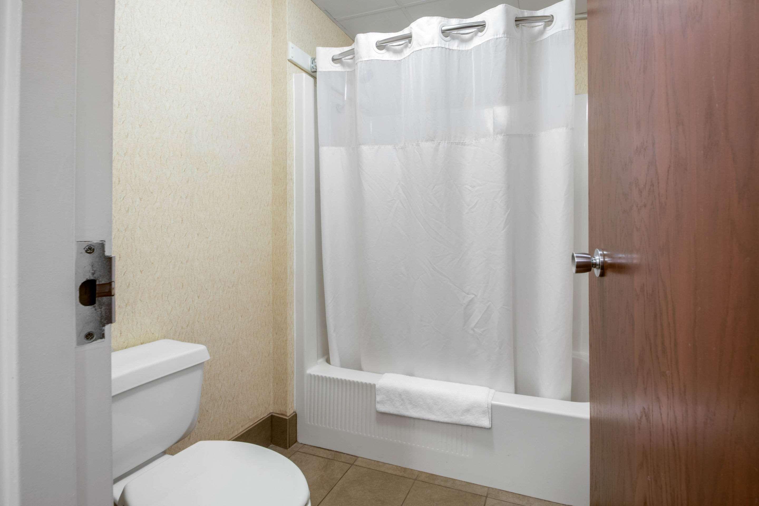 Econo Lodge Wisconsin Rapids Ngoại thất bức ảnh