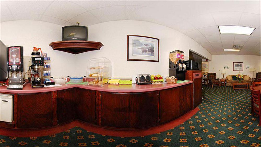 Econo Lodge Wisconsin Rapids Ngoại thất bức ảnh