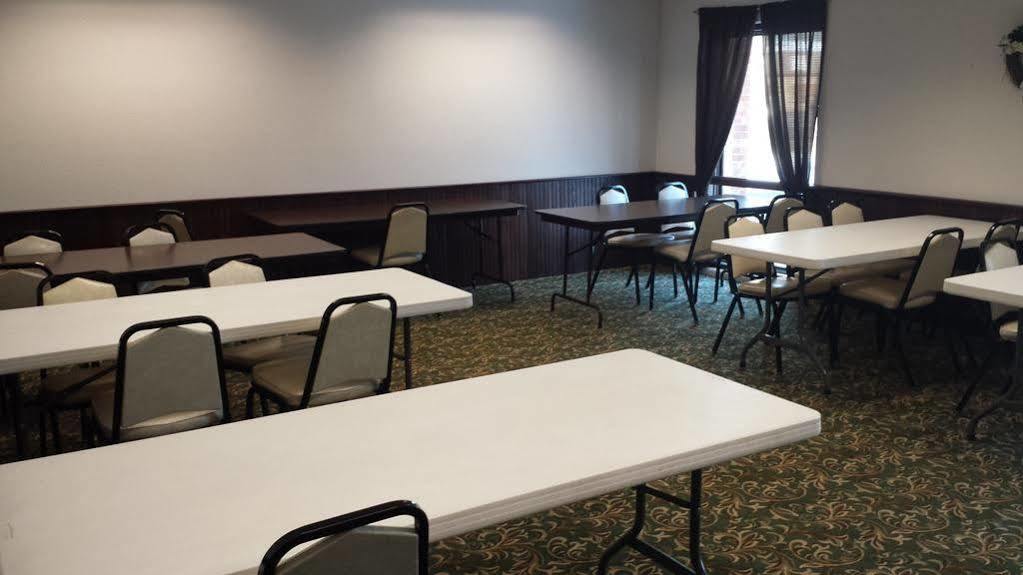 Econo Lodge Wisconsin Rapids Ngoại thất bức ảnh